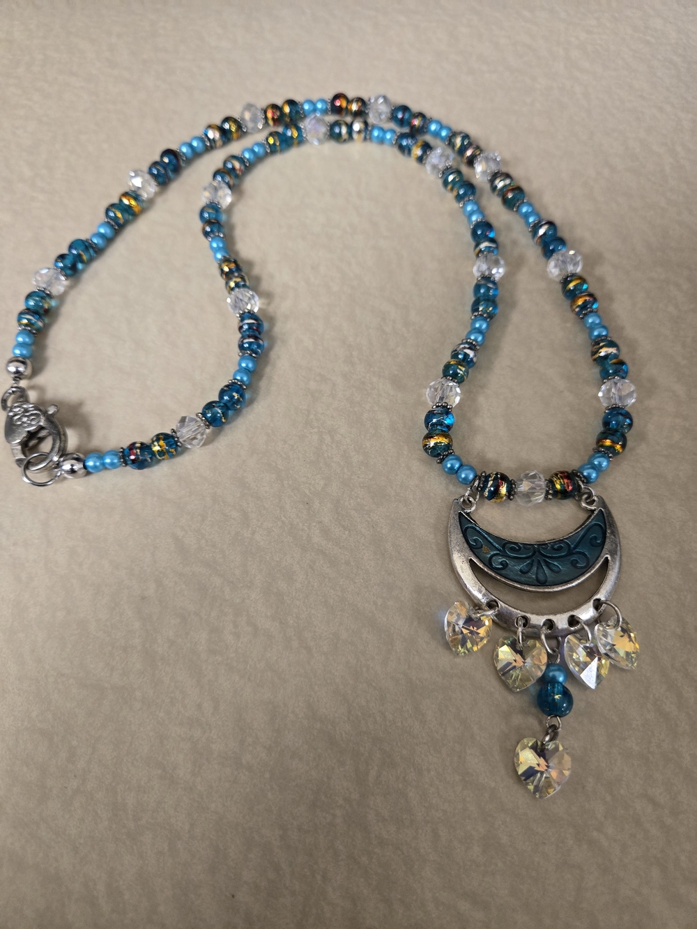 Vintagr AB And Blue Beaded Crescent Pendant Necklace
